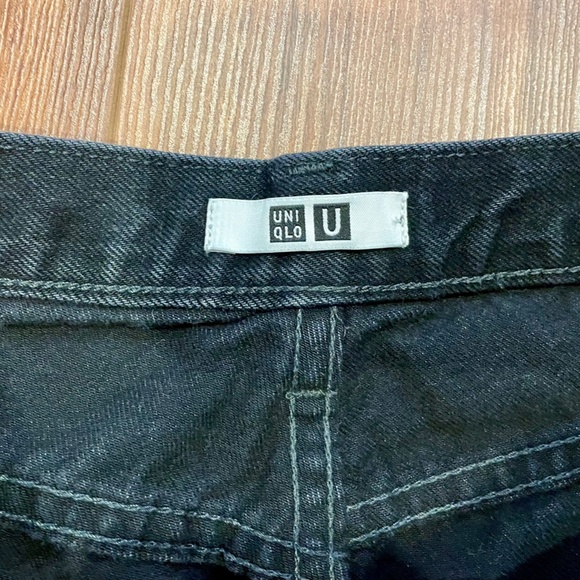 Uniqlo dark wash jeans, Girls 23x32 - Picture 2 of 4